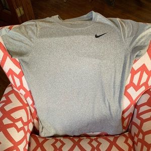 Nike Dri Fit Gray T shirt. Like new. Medium fits like a small.